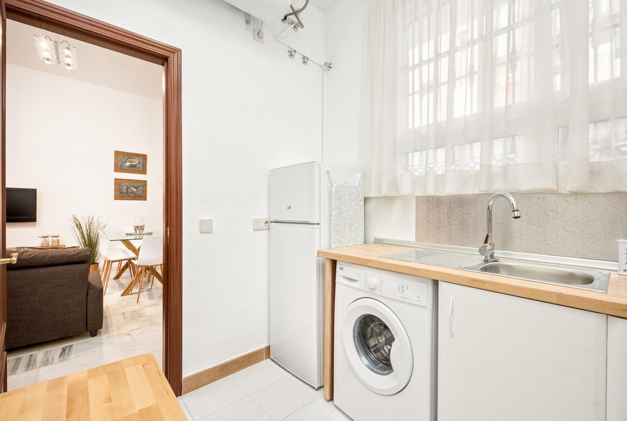 Iloftmalaga Carreteria - Rosaleda Apartment Bagian luar foto