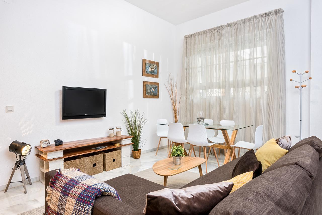 Iloftmalaga Carreteria - Rosaleda Apartment Bagian luar foto